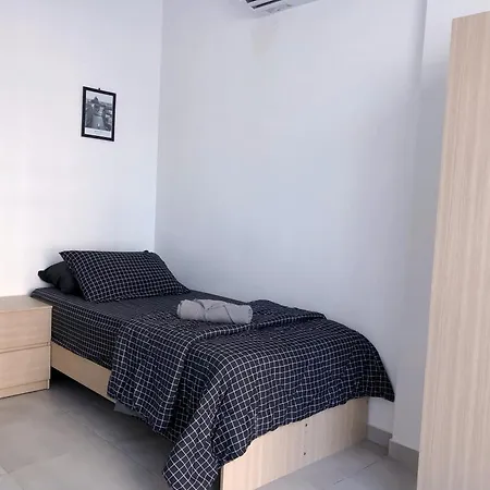 Lt Home 1 Sandakan Exterior photo